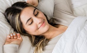 qual o melhor lado para dormir