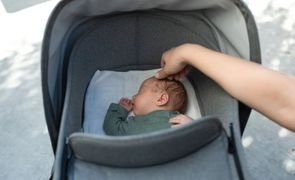 bebe dormindo